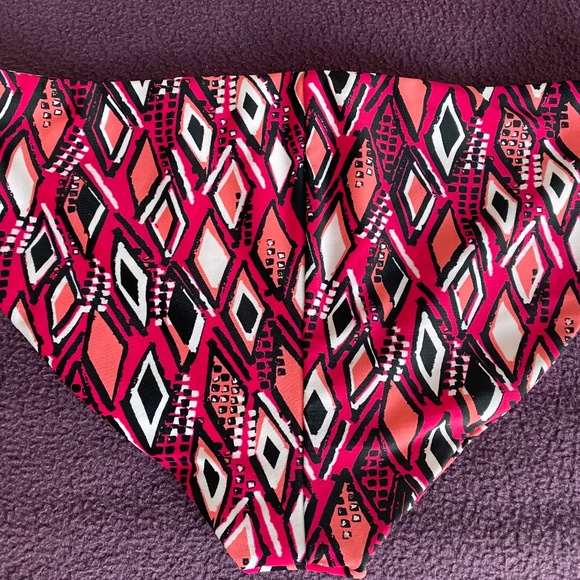Fused Hawaii bikini bottom Medium diamond print pink black white - Picture 3 of 8